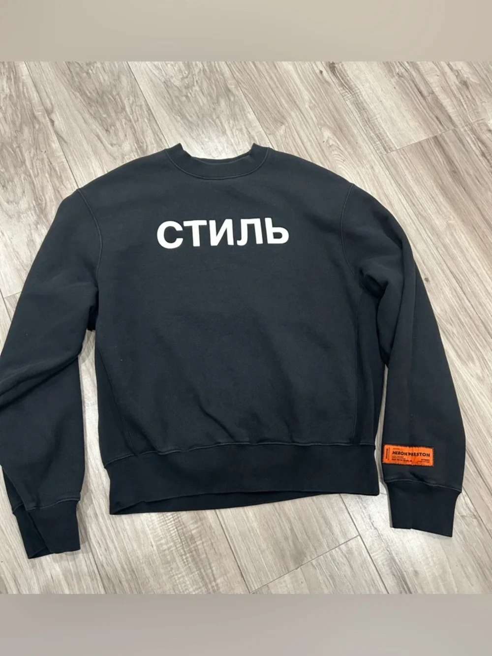 Heron Preston Black Crewneck Sweatshirt with White Cyrillic Print - Picture 1 of 1
